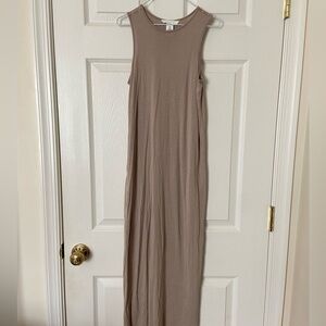 Tan Sleeveless Maxi Dress